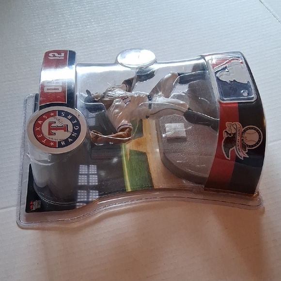 Texas Rangers Odor MLB Action Figure - Picture 2 of 8